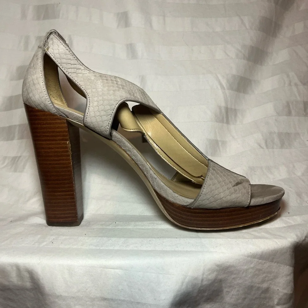 Michael Kors Grey Snakeskin Embossed Platform Sandals Front Zip Heel 8.5